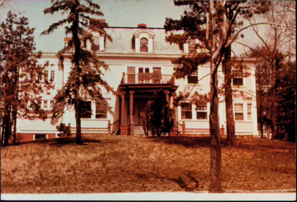 Beth Medrash Govoha first academic building, 1943